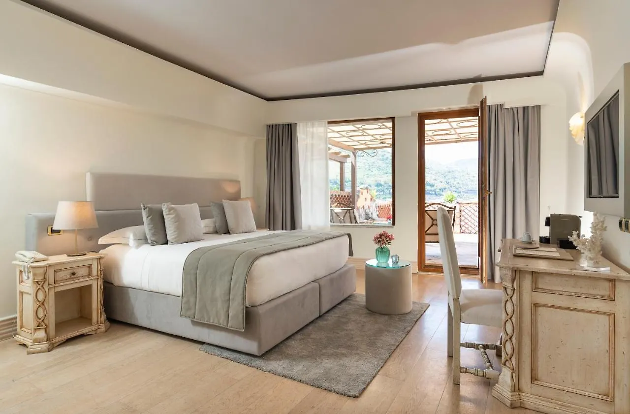 Atlantis Bay - Vretreats Hotel Taormina 5*,